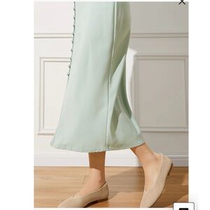 VIVAIA Women's Square Toe Margot 2.0 V-Cut Ballet Flats Beige Sz. EU 41/ US 9.5